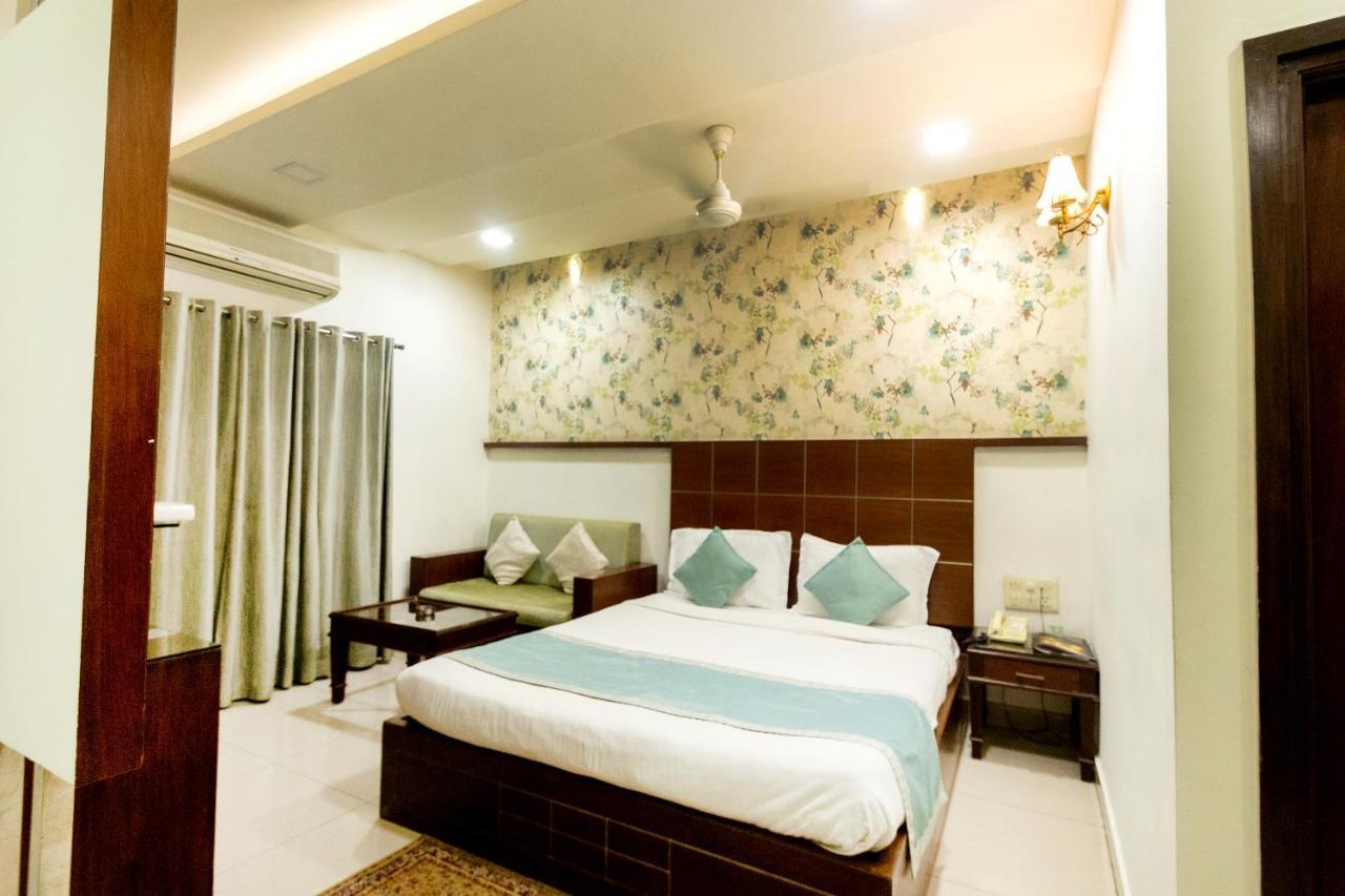 Hotel Annapoorna Residency Secunderabad ภายนอก รูปภาพ