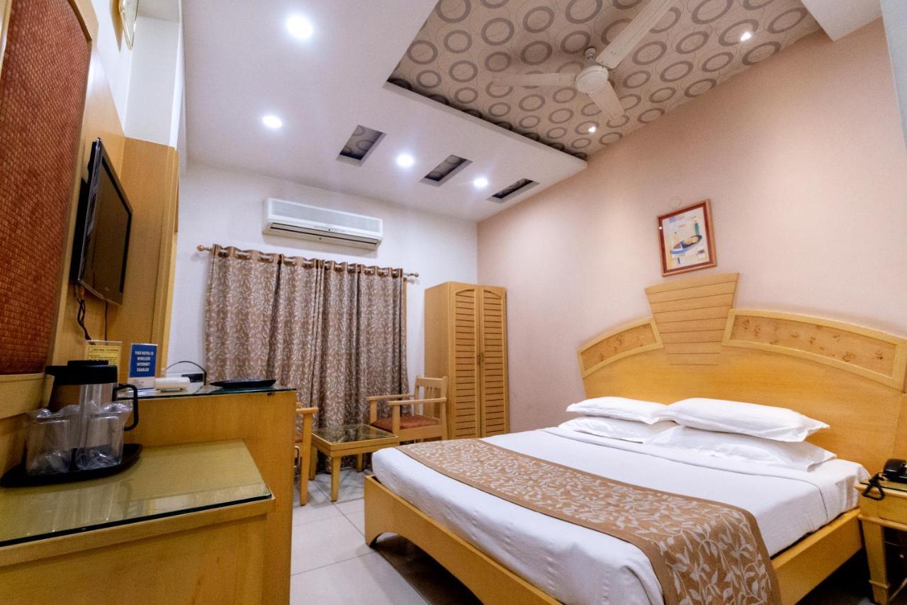 Hotel Annapoorna Residency Secunderabad ภายนอก รูปภาพ