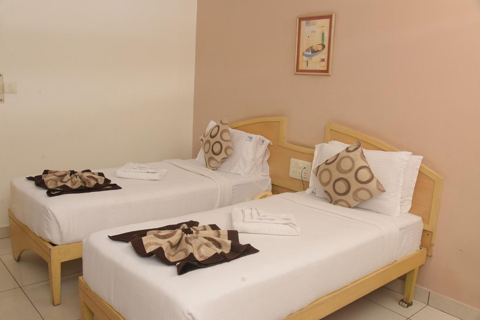 Hotel Annapoorna Residency Secunderabad ภายนอก รูปภาพ