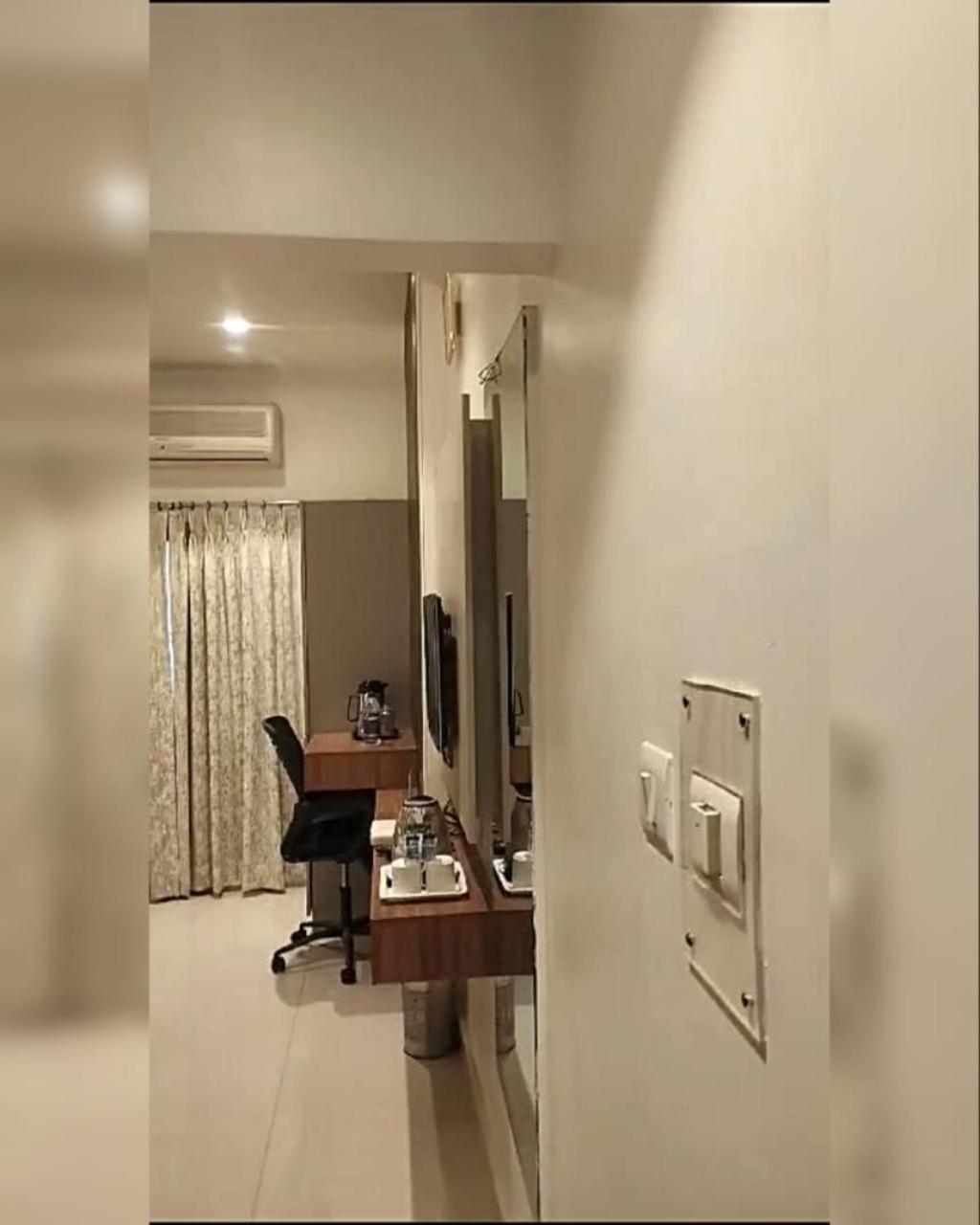 Hotel Annapoorna Residency Secunderabad ภายนอก รูปภาพ