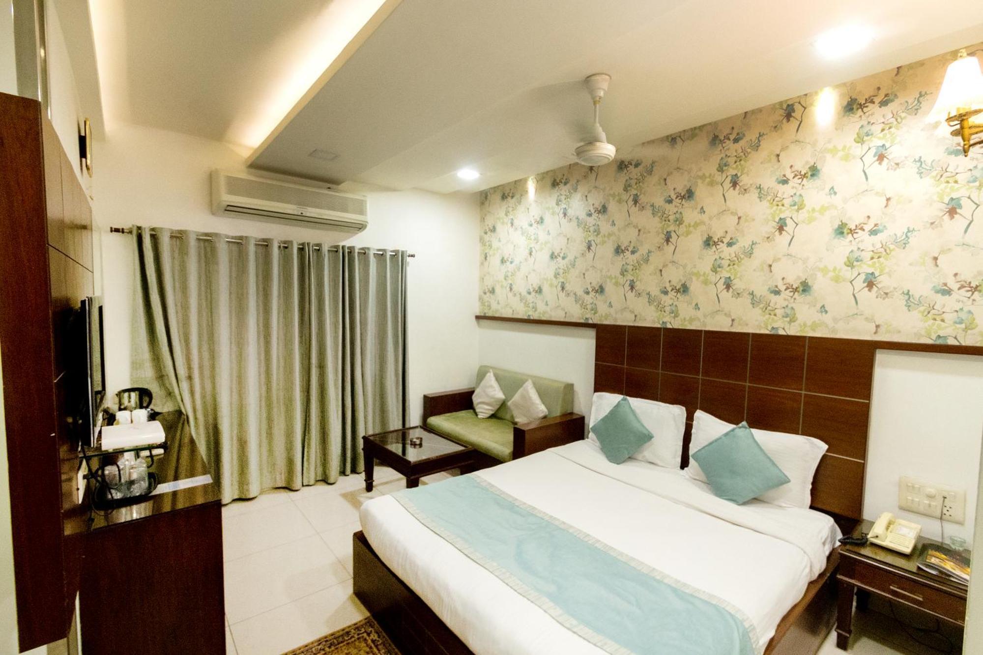 Hotel Annapoorna Residency Secunderabad ภายนอก รูปภาพ