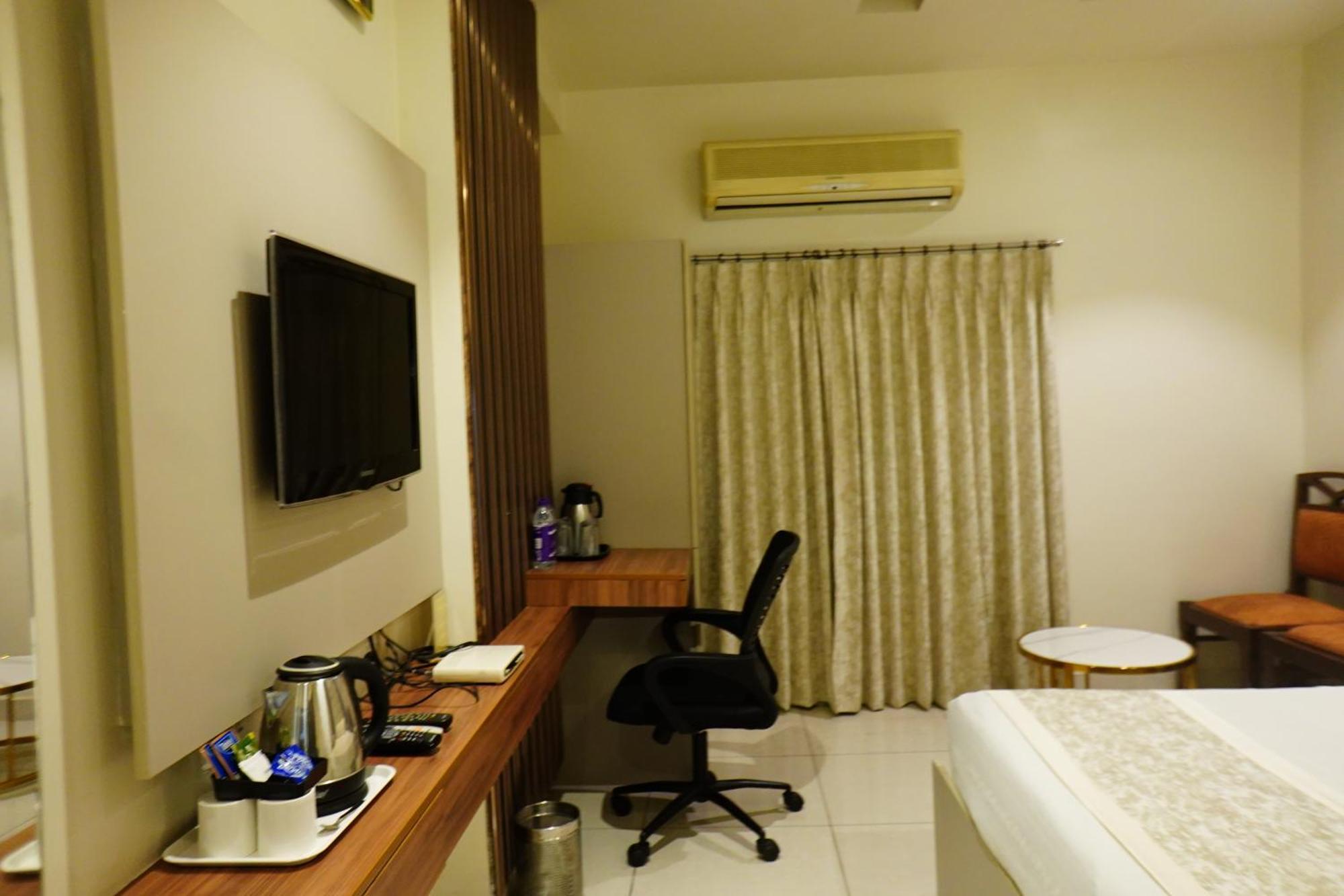 Hotel Annapoorna Residency Secunderabad ภายนอก รูปภาพ