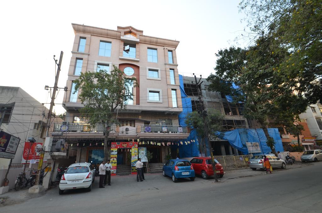 Hotel Annapoorna Residency Secunderabad ภายนอก รูปภาพ
